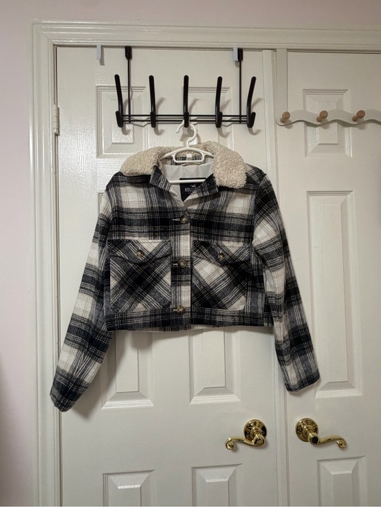 Hollister Jackets & Blazers - Hollister Black & White Plaid Sherpa-Collar Jean Jacket